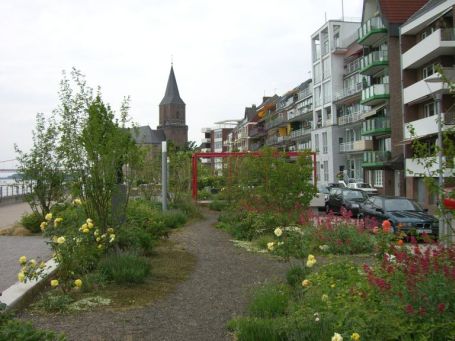 Emmerich : Rheinpromenade